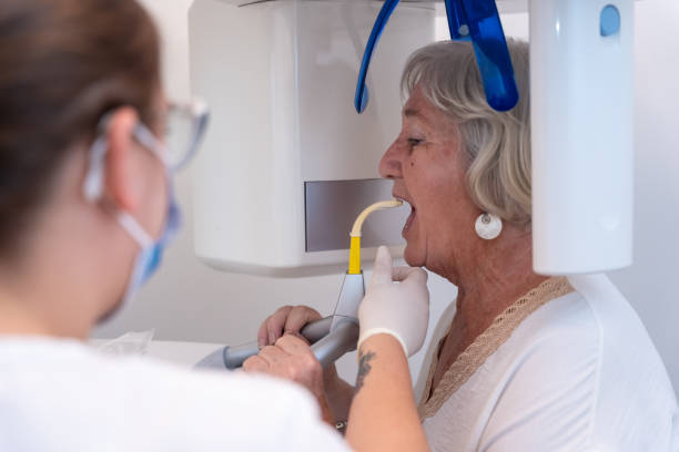 Best Broken or Cracked Tooth Emergency Dentist in East Northport, NY